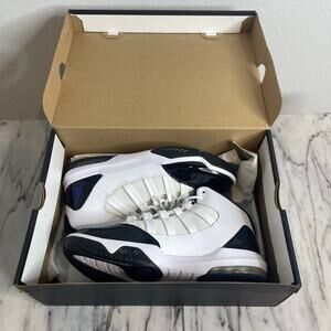 Jordan Max Aura White Dark Concord Black Mens Basketball Shoes Size 8 New in Box